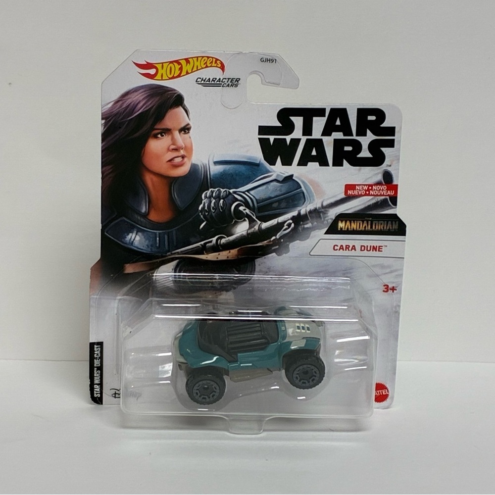 Hot Wheels Cara Dune Star Wars Car 2020 The Mandalorian NEW